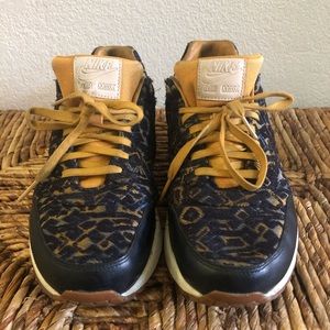 Nike Air Max Leather Special Edition Sneakers